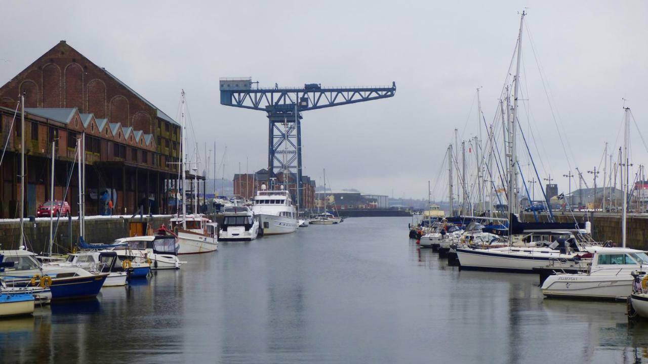 Loft Apartment Port Glasgow Exterior photo